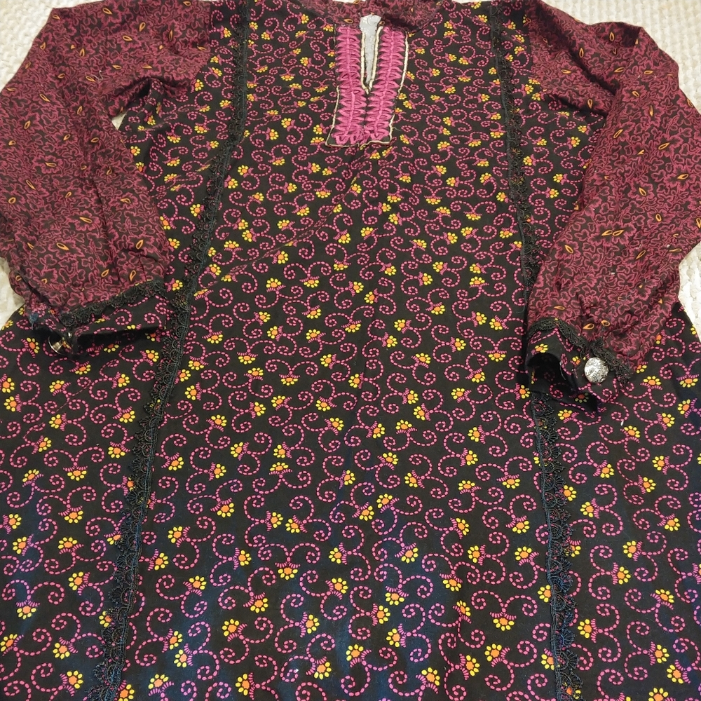 Pakistani / Indian Kurta - image 1